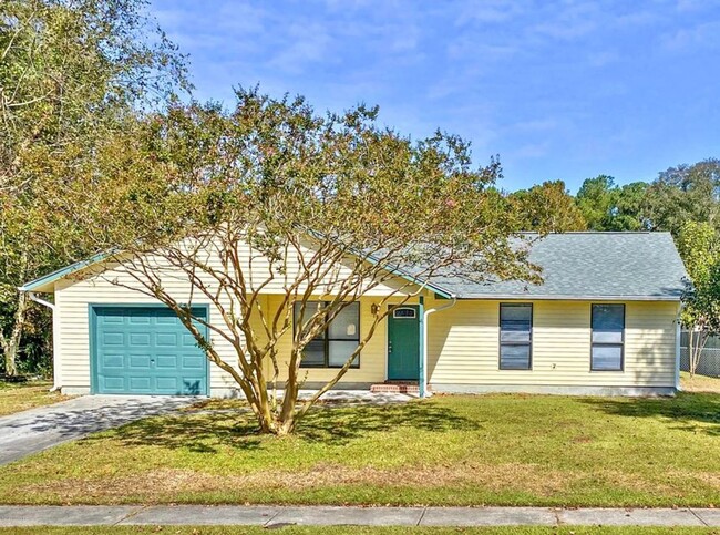 Primary Photo - Open Concept 3 bedroom Jacksonville Home