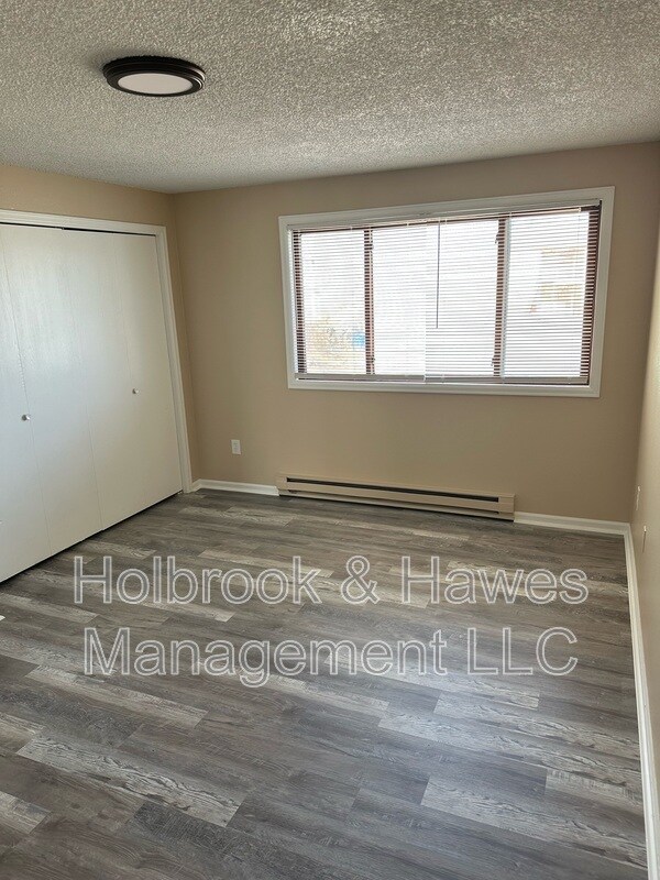 Building Photo - 4881 Basswood Dr