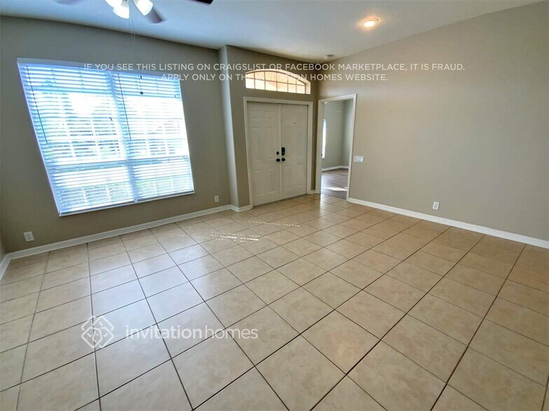 Building Photo - 2144 Edelweiss Loop