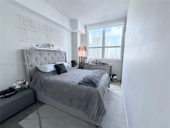 Building Photo - 133 NE 2nd Ave