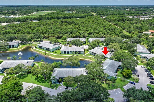 Building Photo - 601 Sabal Ridge Cir