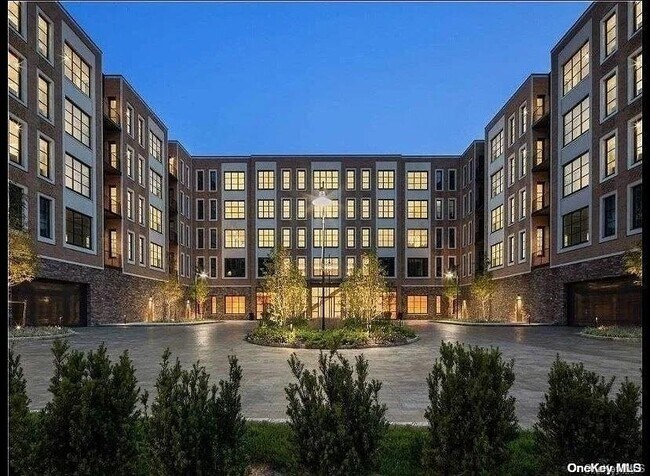 Building Photo - 100 Garvies Point Rd