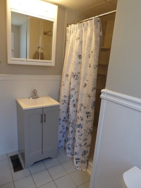 Building Photo - 126 Lowell St