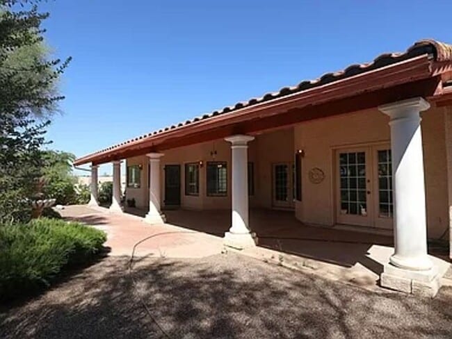 Building Photo - 4120 E Placita Presilla