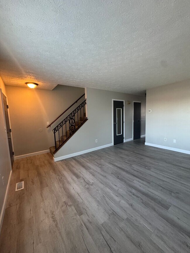 Building Photo - 6972-6996 Joseph Street