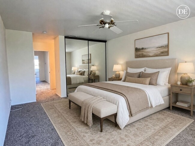 Building Photo - Spacious 3 bedroom, 2.5 bath duplex with private backyard for rent
