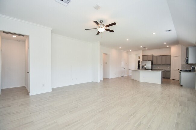 Building Photo - 2103 Vidalia Onion Ct