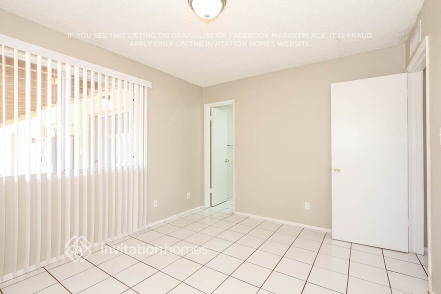 Building Photo - 1143 E Caldwell St