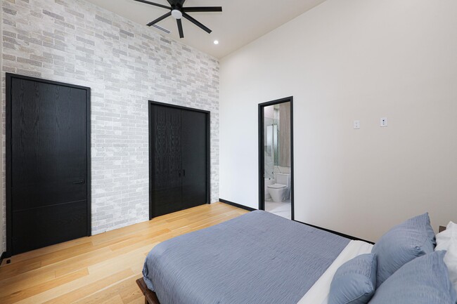 Building Photo - 3013 George Martin Dr