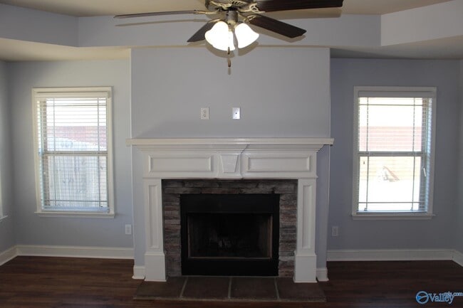 Building Photo - 14560 Water Stream Dr
