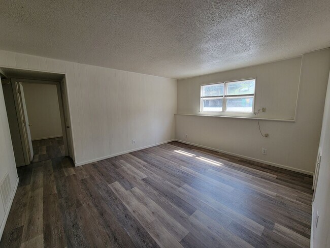 Interior Photo - dew3941