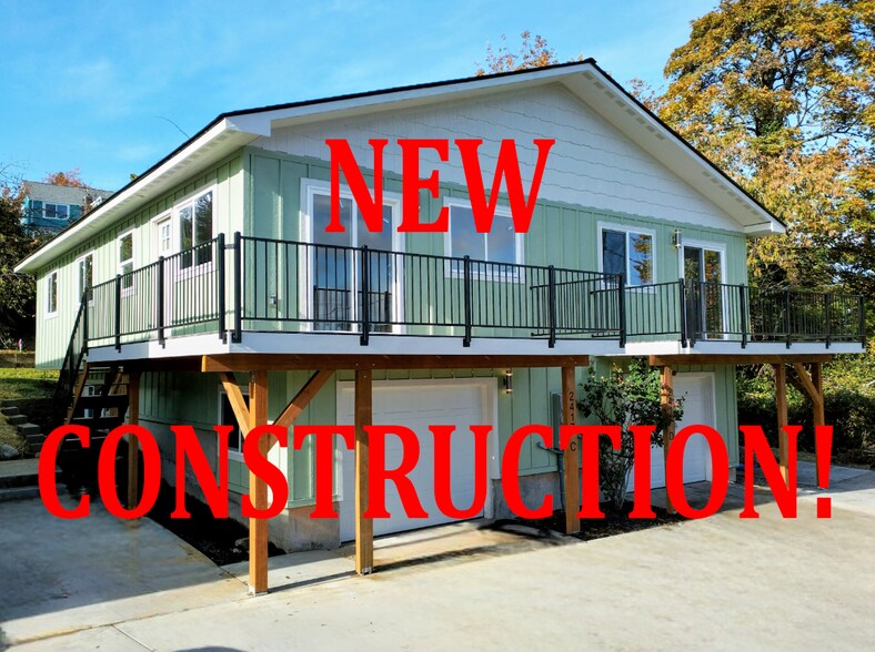 Building Photo - 2417 Snyder Ave