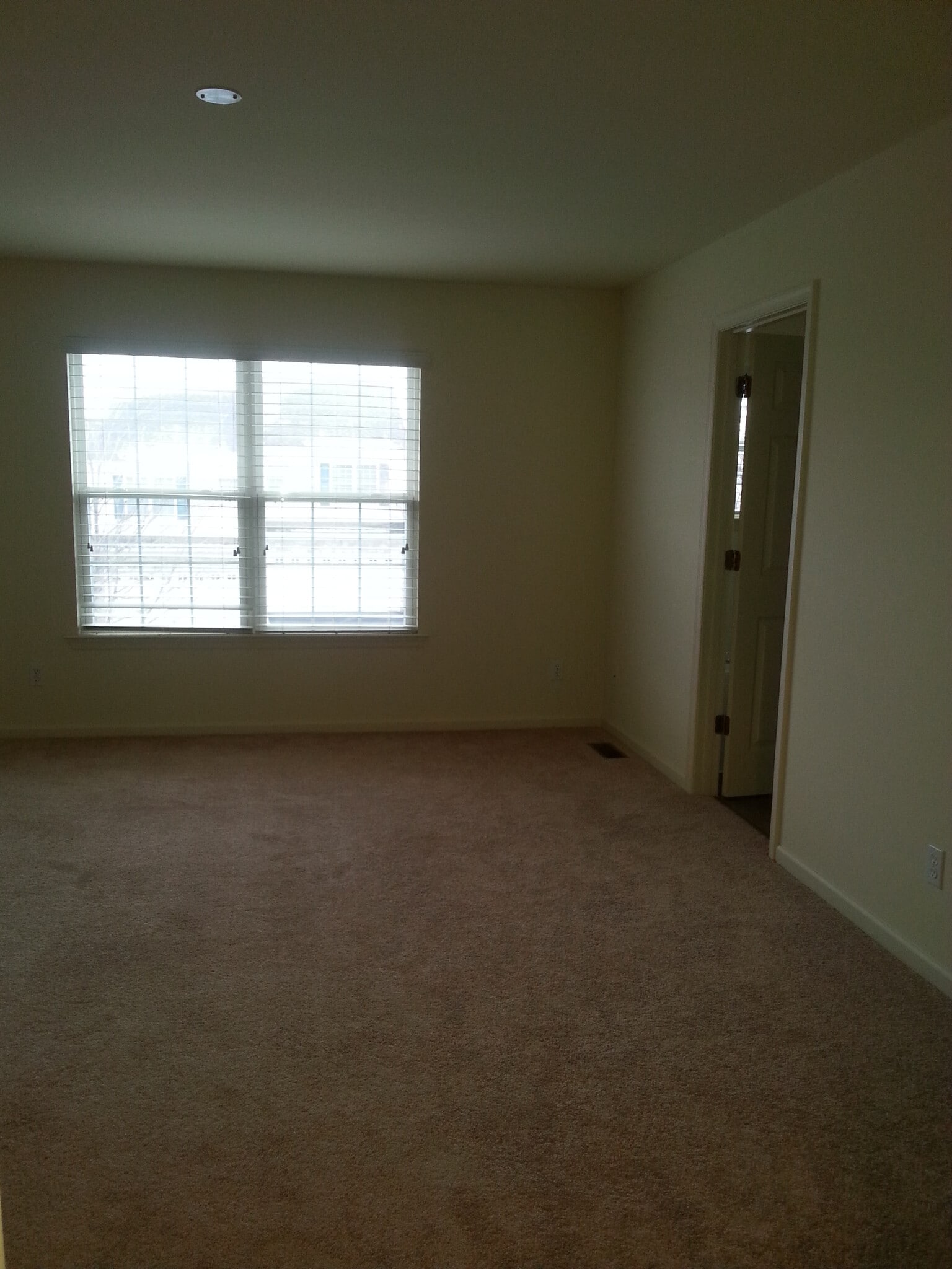 Building Photo - 720 Ferris Way