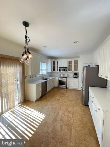 Building Photo - 11222 Bel Aire Ct