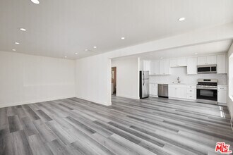 Building Photo - 1151 Horn Ave