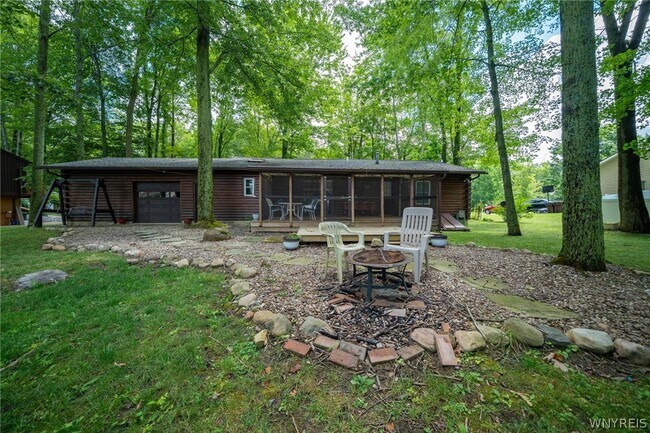 Building Photo - 8376 Cobblestone Ct