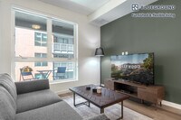 Building Photo - 401 N Orange St