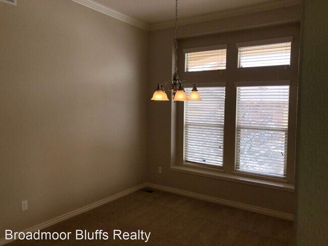 Building Photo - 5 br, 3.5 bath House - 9667 Carriage Creek...