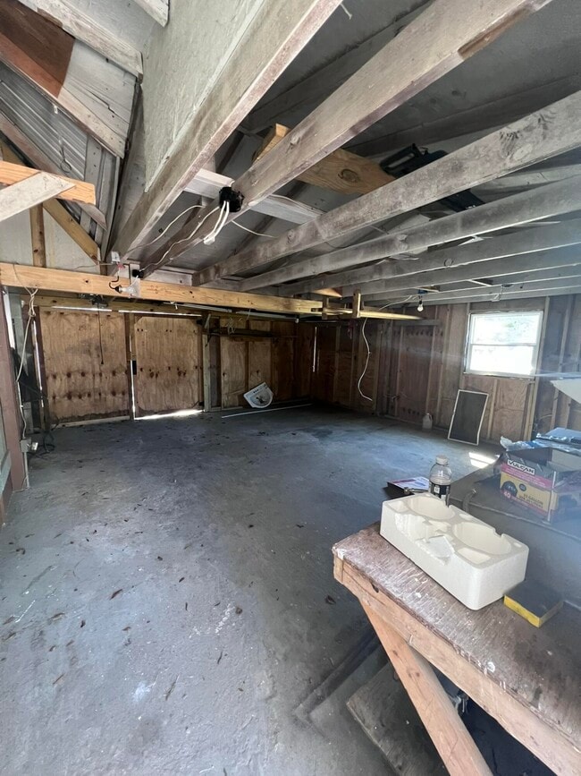 Building Photo - 2363 Susan Dr