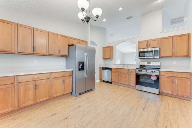 Building Photo - Spacious 3 Bedroom Home with Large Yard in Palm Coast