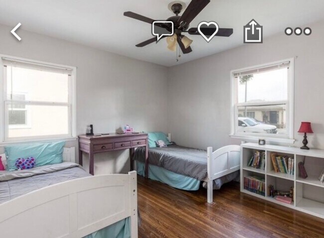 Building Photo - **LAKEWOOD HOME** THREE BEDROOM READY FOR JULY MOVE-IN