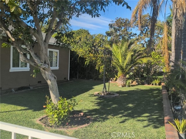 Building Photo - 10915 Carmenita Rd