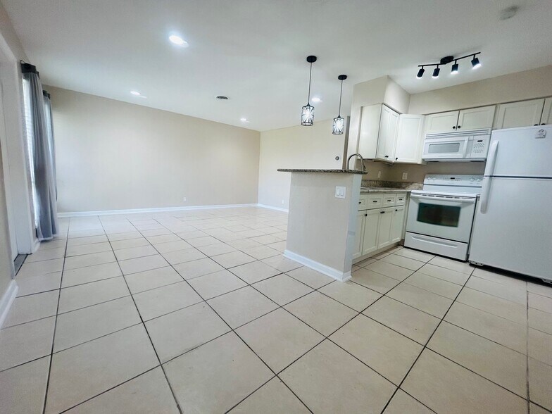 Building Photo - 131 NW 57th St