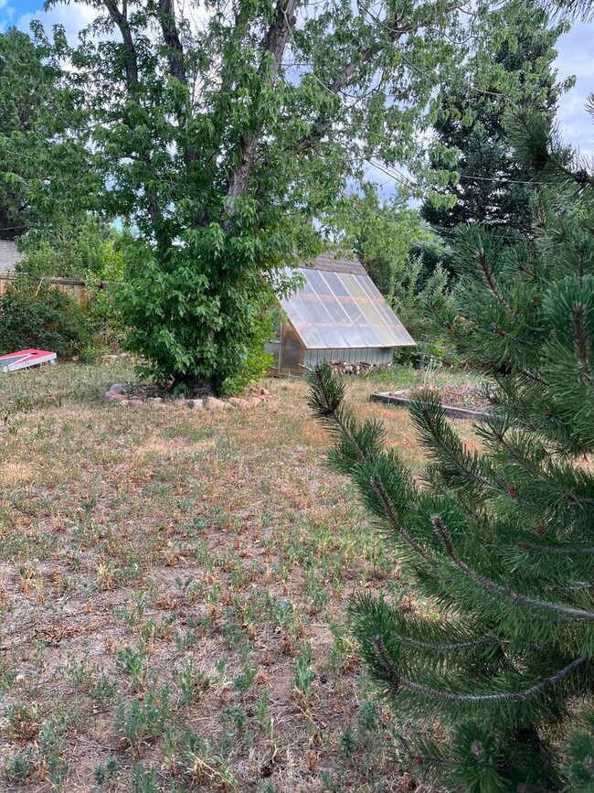 Building Photo - Great house in S Boulder on quiet cul de sac