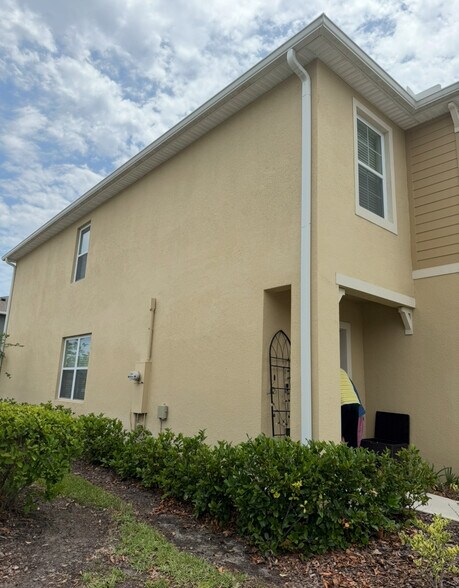 Building Photo - 1 Bella Lago Cir