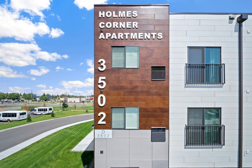 Interior Photo - Holmes Corner Apartments -- No up-front se...