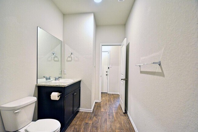 Building Photo - 2934 Wolfcreek