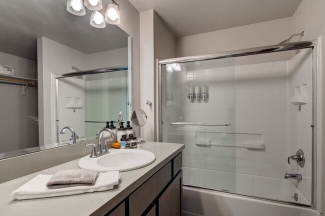 Building Photo - 2210 Remington Way