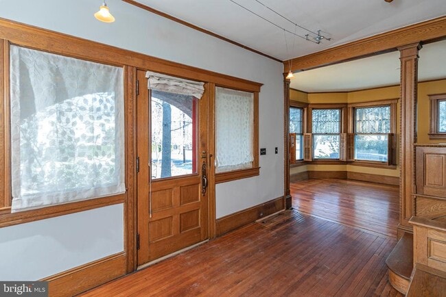 Building Photo - 54 Hodge Rd