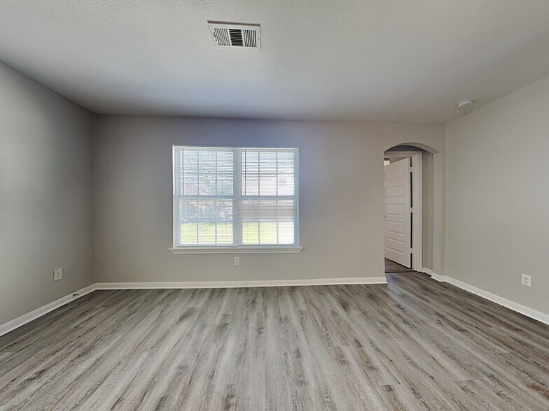 Building Photo - 18019 Kinsale Valley Ln