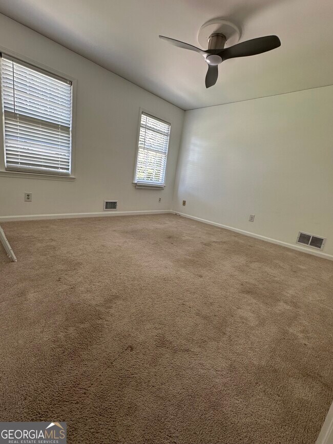 Building Photo - 3896 Northlake Creek Dr