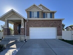 Building Photo - 1094 1825 W
