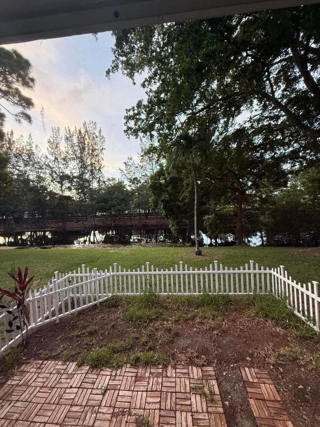 Building Photo - 373 Durham Cir