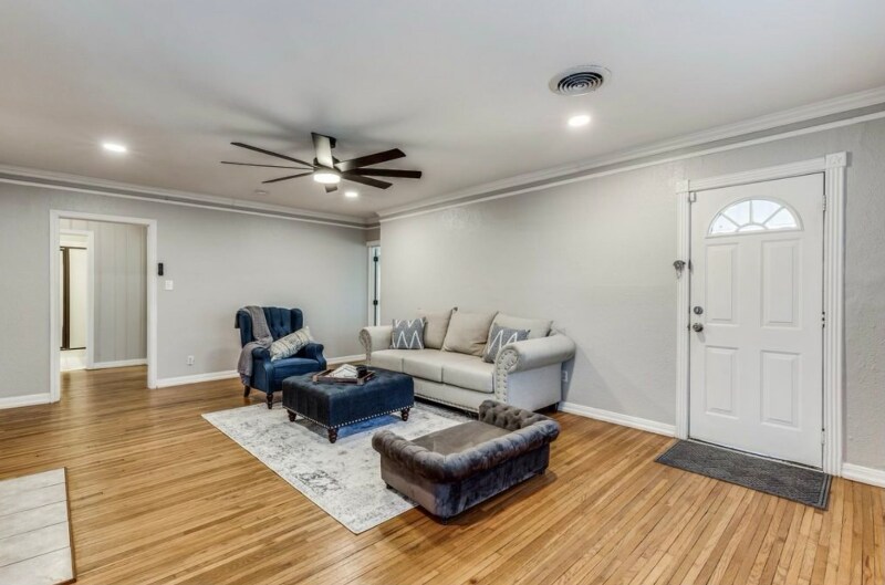 Building Photo - 3624 W Biddison St