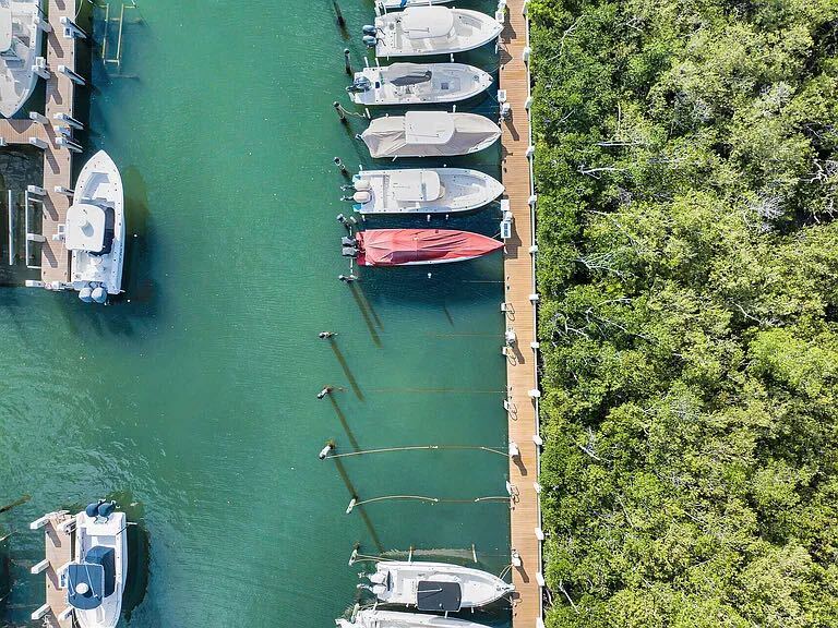 Building Photo - 98202 Windward Ave