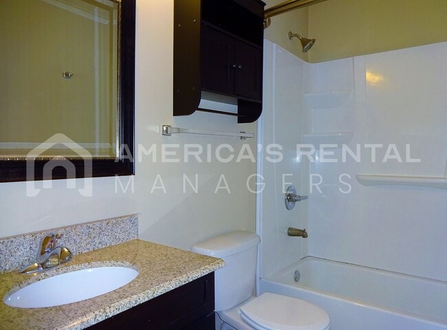 Building Photo - Wonderful Town Home in Gardendale, AL... Available to View Now!!!