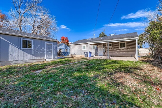 Building Photo - 4350 E Utah Pl