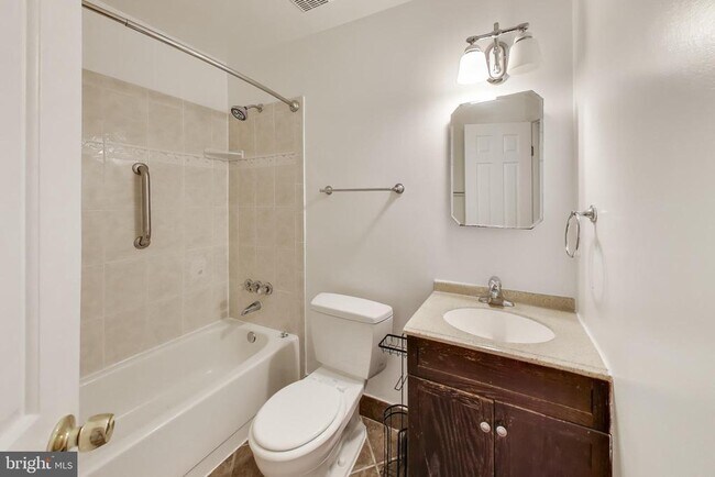 Building Photo - 10408 Parthenon Ct