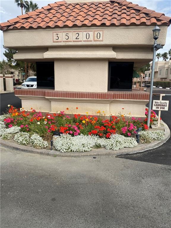 Building Photo - 35200 Cathedral Canyon Dr