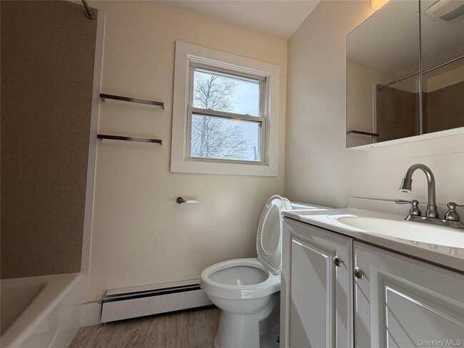 Building Photo - 155 N Clinton St