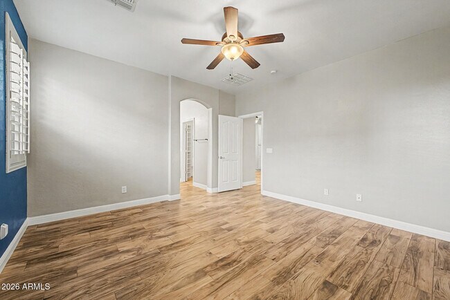 Building Photo - 7103 W Lone Tree Trail