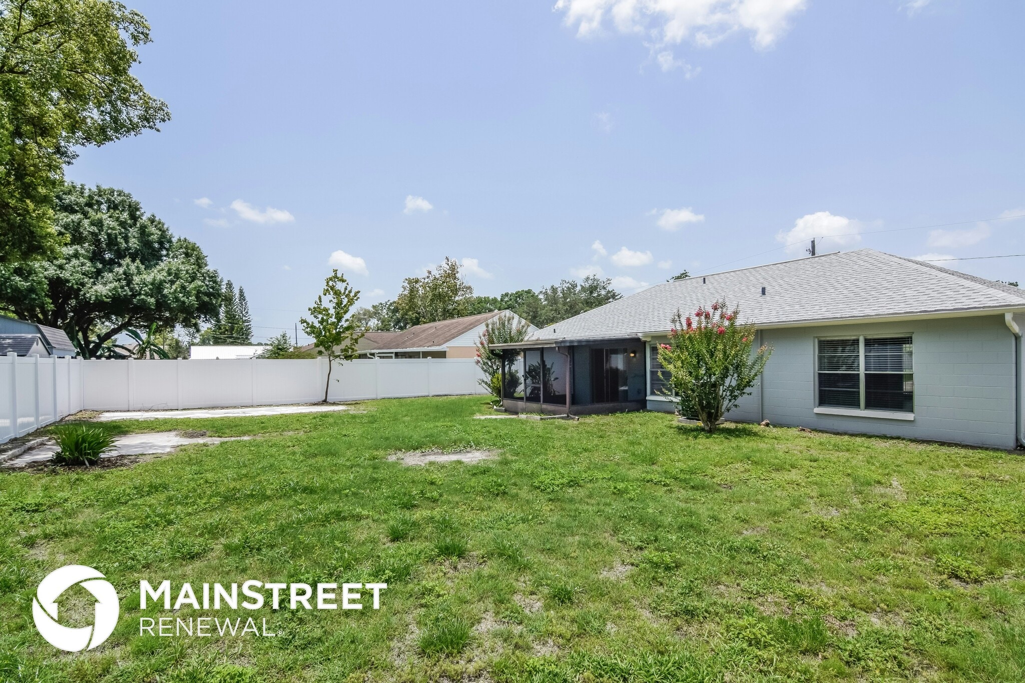 Building Photo - 2106 N Merrin St