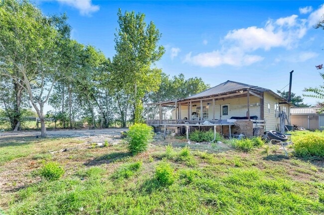 Building Photo - 20235 Engelmann Ln