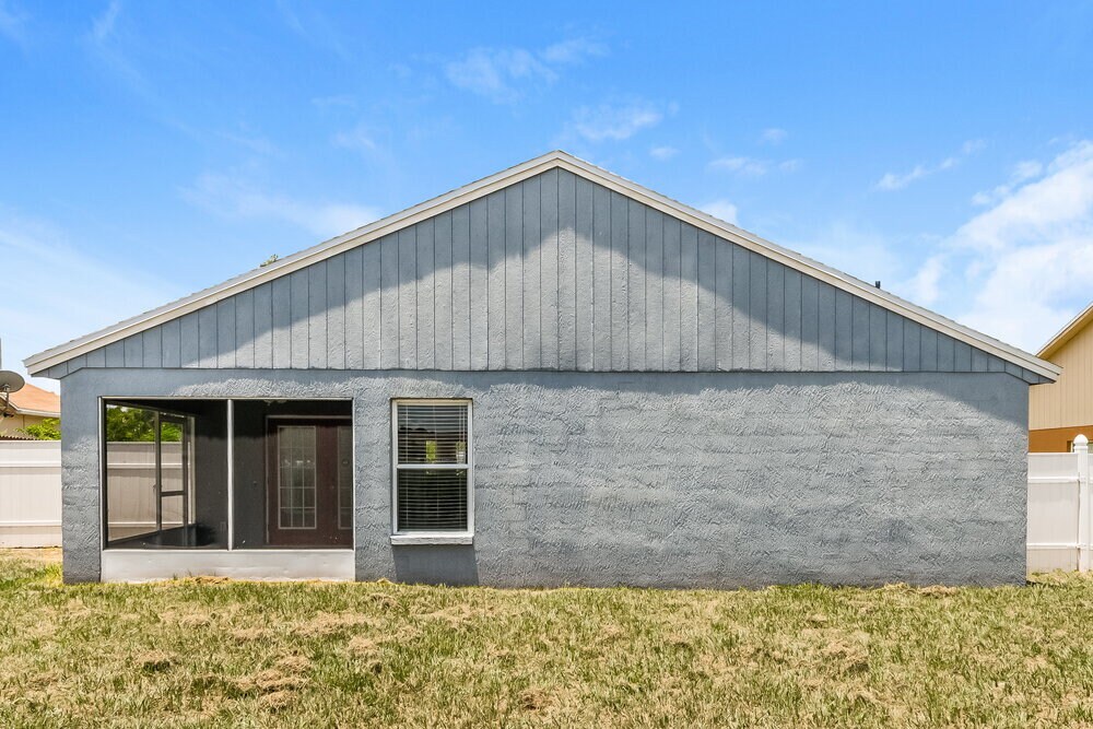 Building Photo - 3008 Sabal Bend Dr NE