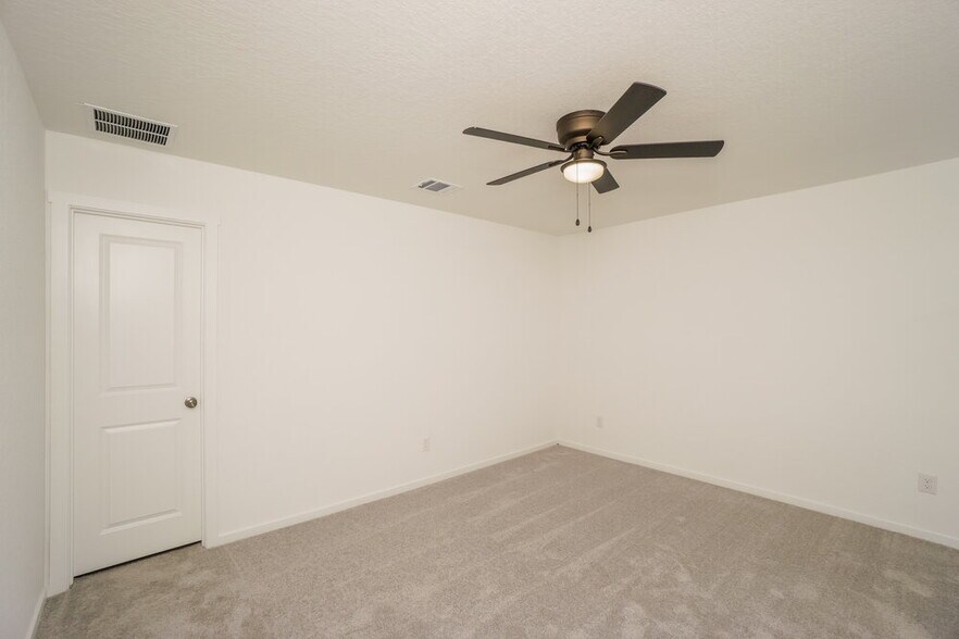 Building Photo - 540 Roquefort St