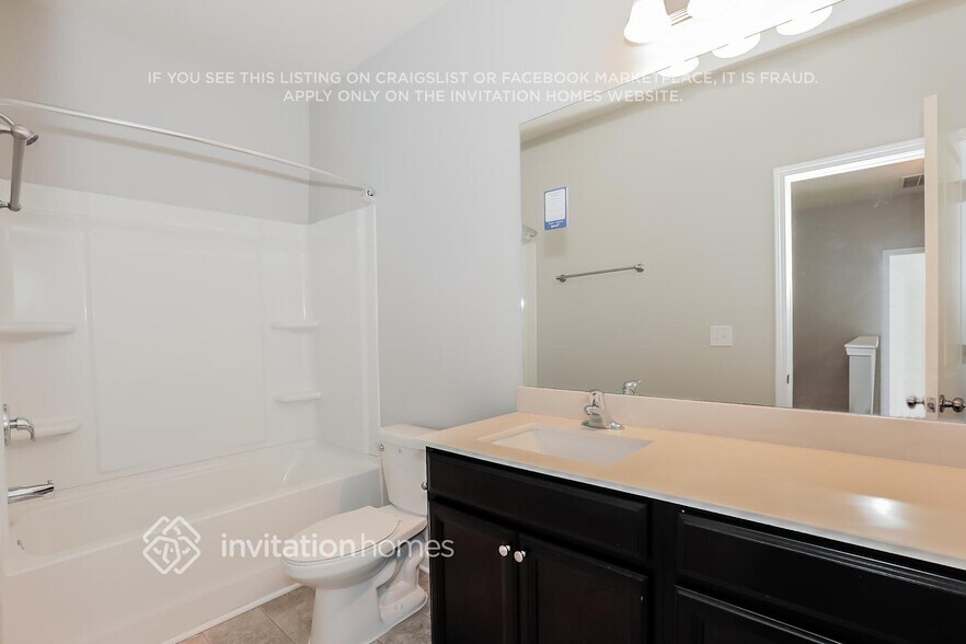 Building Photo - 2049 Charcoal Ives Rd